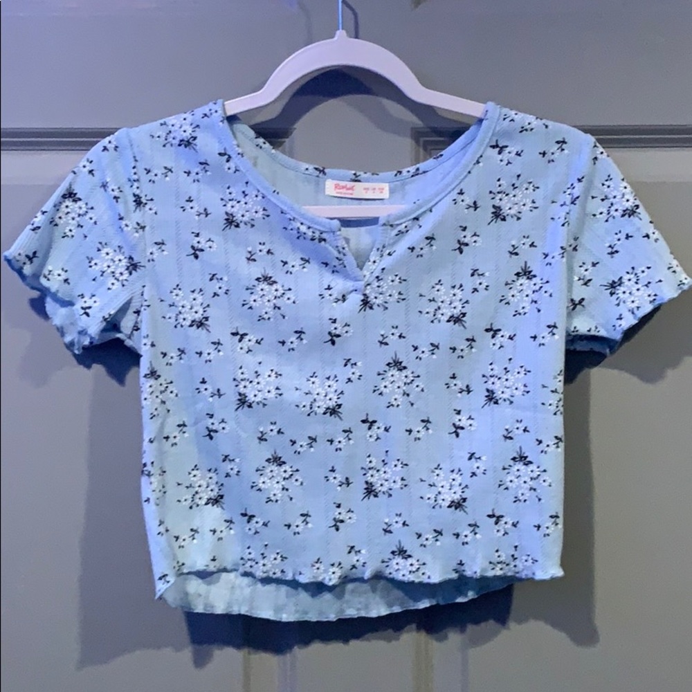 Floral Notch Neck Crop Top
